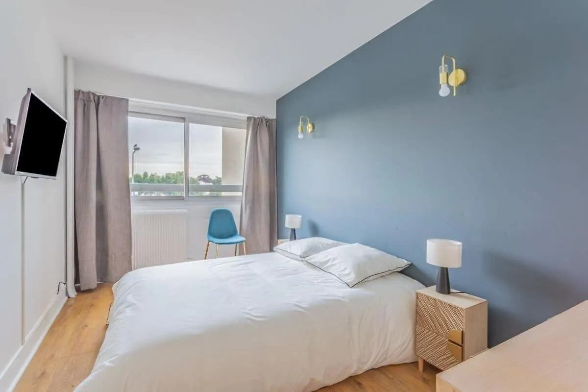 Appart'Hotel Luminous Vue Seine- Paris 15Min Juvisy-sur-Orge 0*,  France